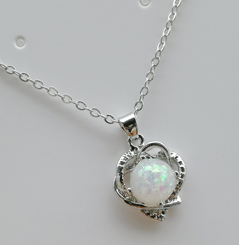 Heart-shaped Pendant Necklace For Women