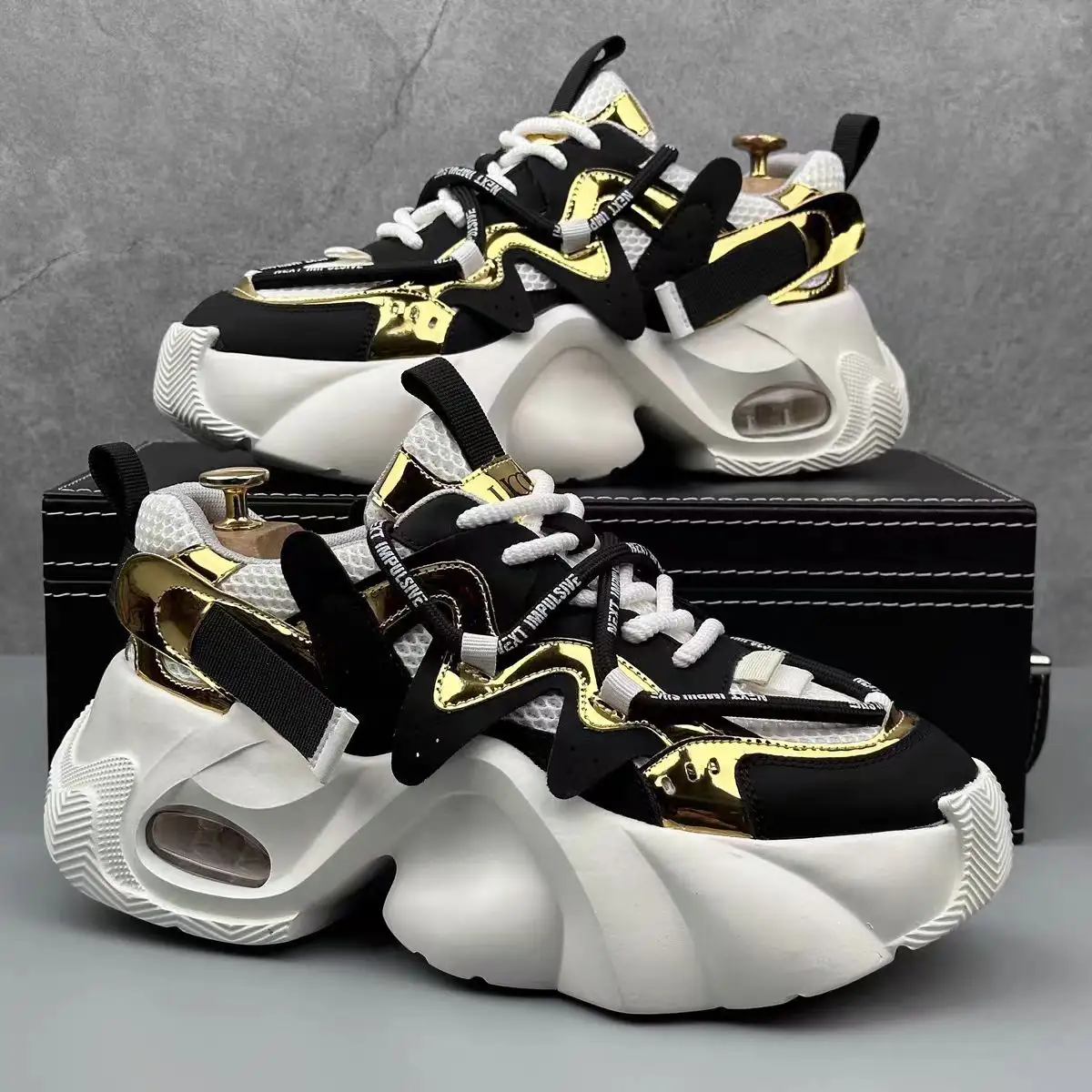 Mens Casual Shoes With Breathable Mesh