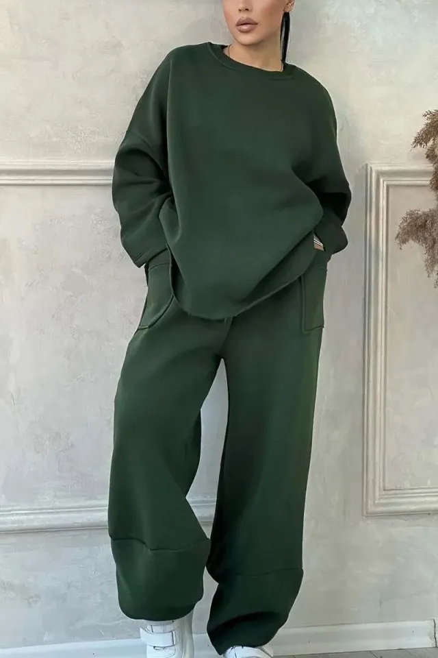 Women's Autumn And Winter Casual Loose Round Neck Long sleeved Sweater Trousers Suit Green - Shop at LoveMi