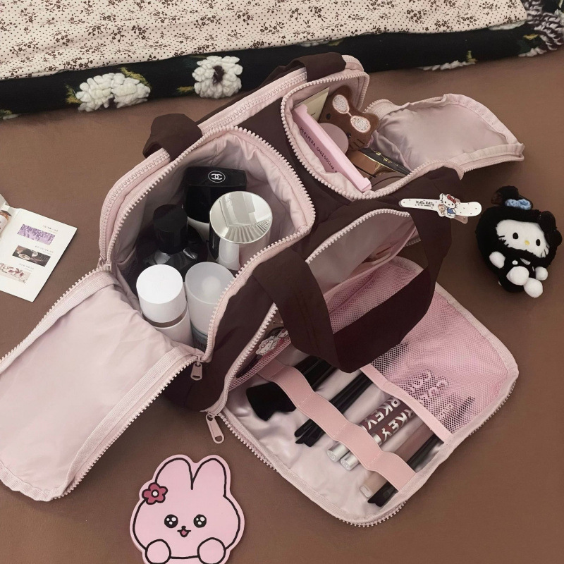https://cf.cjdropshipping.com/quick/product/35bc7f5f-d422-4722-b681-494deecb6e05.jpg
