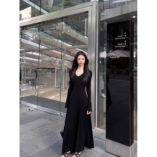 Elegant Inner Match Long Sleeve Knitted Dress Women's Black Sexy Waist Trimming Slim Fit Black - Shop at LoveMi