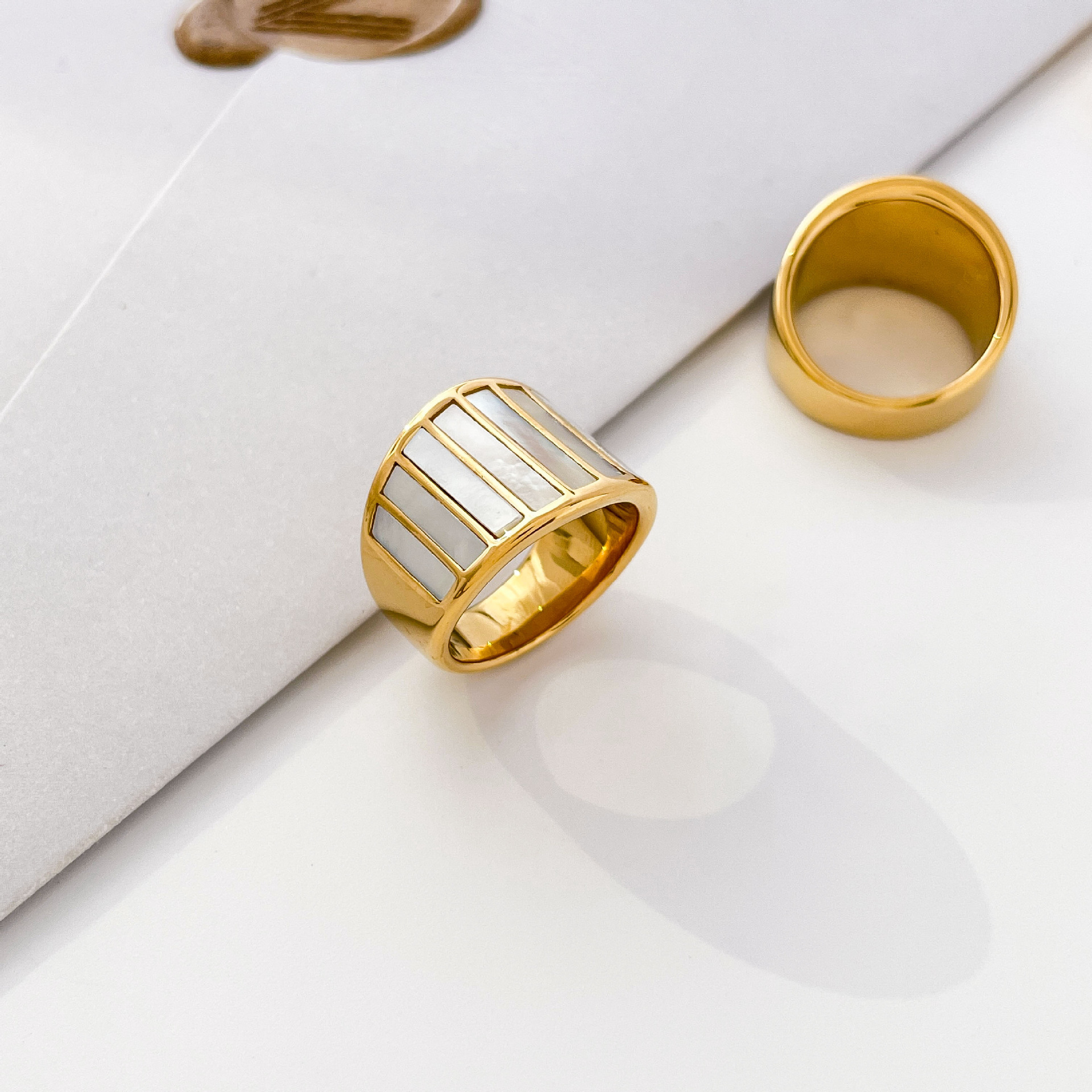 https://cf.cjdropshipping.com/quick/product/361ca9ff-8a8a-4242-8b4b-8d7abc02358f.jpg