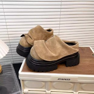 Ruffled Runway-style Closed-toe Mulesstylish Leather Shoes For Women To Wear Outdoors