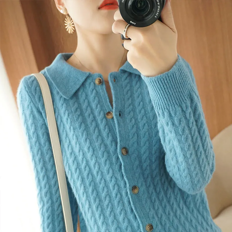Spring And Autumn New Western Style Lapel Knitted Sweater - Blue