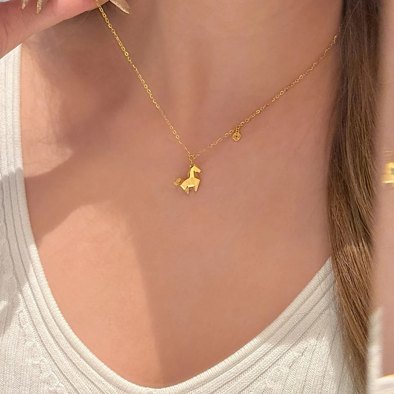New Chinese-style 3D Pony Coin Necklace For Womendainty, Exquisite, And Vintage-inspired