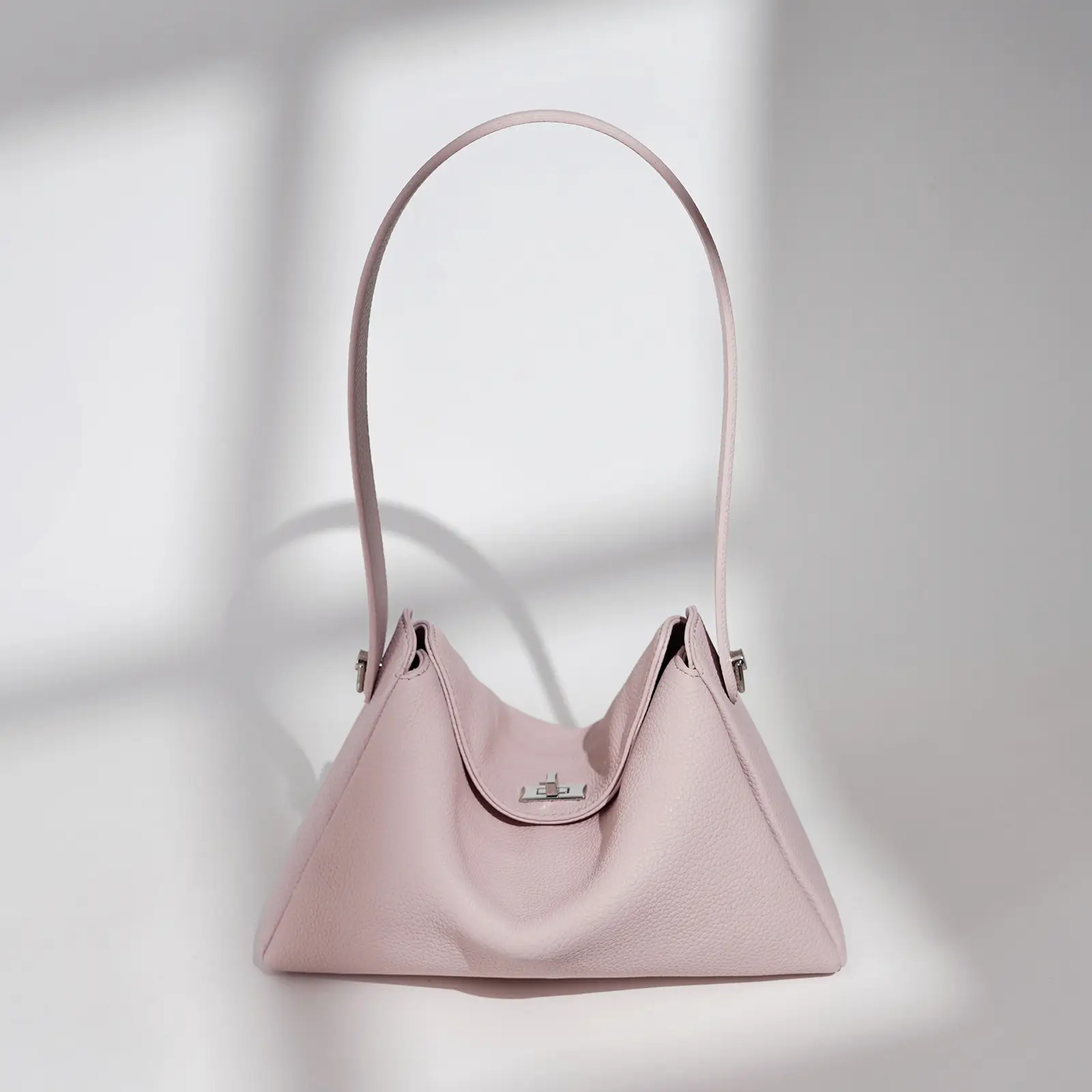 High-end Commuter Dumpling Bag Can Be Worn As A Crossbody