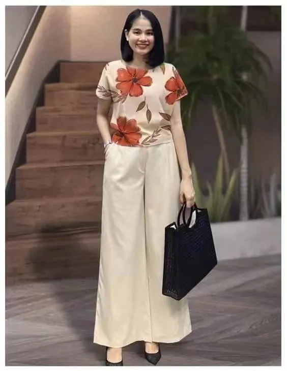 Cross border Suit Summer Fashion Solid Color Plus Size Loose Short Sleeve Printed Trousers Two piece Set White Red Flower - Shop at LoveMi