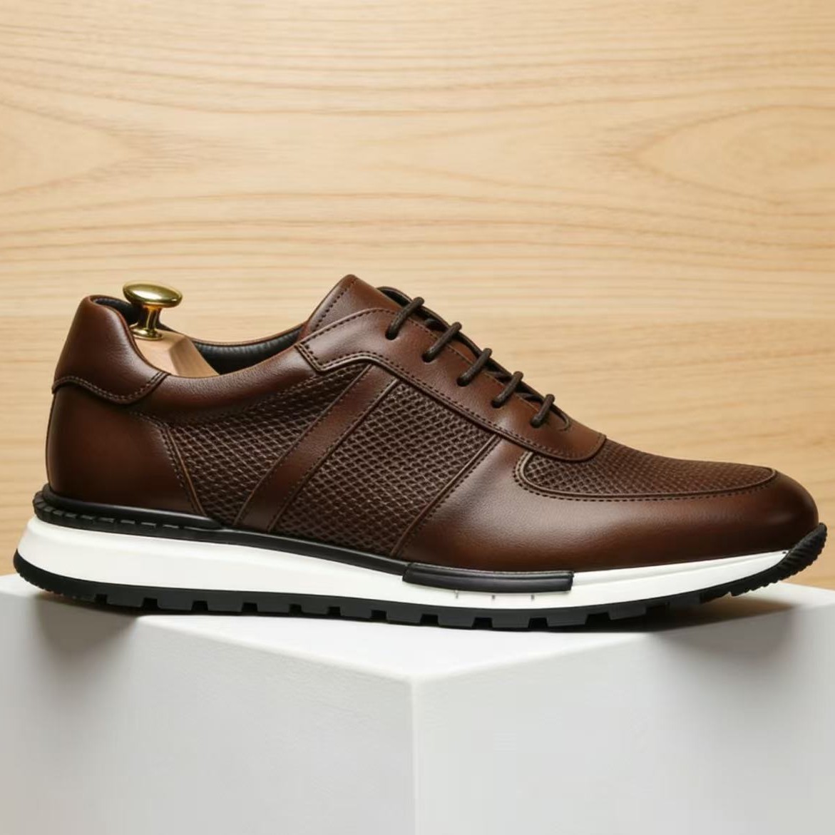 Top Layer Cowhide Fashion Shoes Men's Shoes
