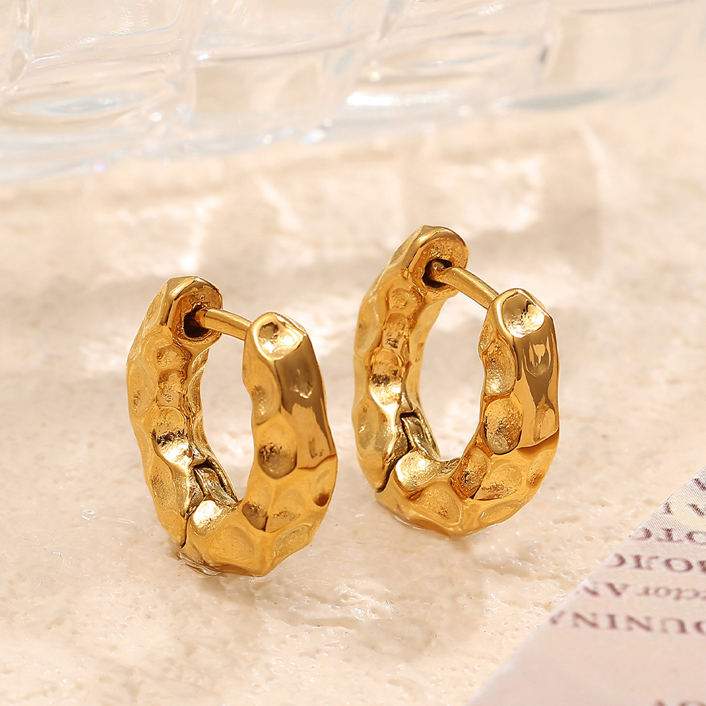 Women's Simple All-match Retro Irregular Circles Metal Earrings