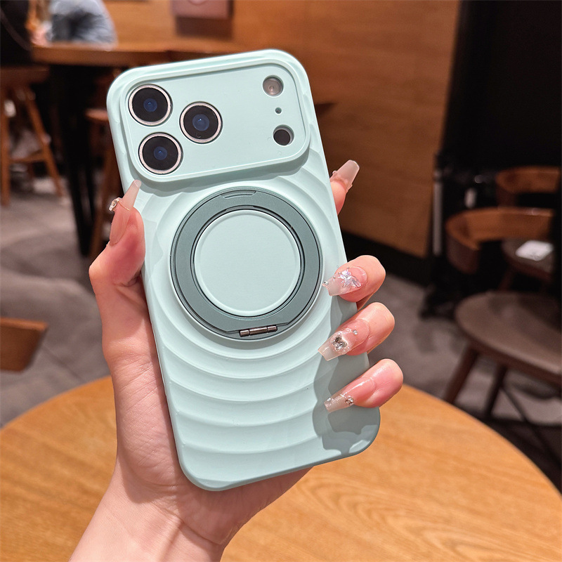 Wavy-pattern Liquid Silicone Phone Case 3