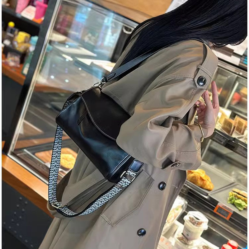 Leather Crossbody Shoulder Bag, picture 2 of 7