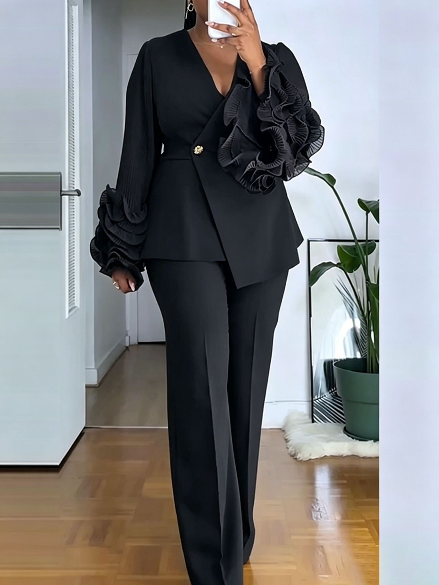 Womens Two-Piece Set With African Lace Trim