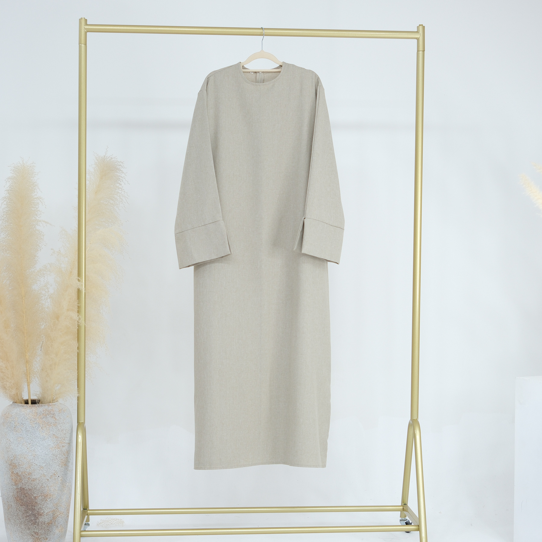 Elegant And Chic Solid-color Casual Dress product image