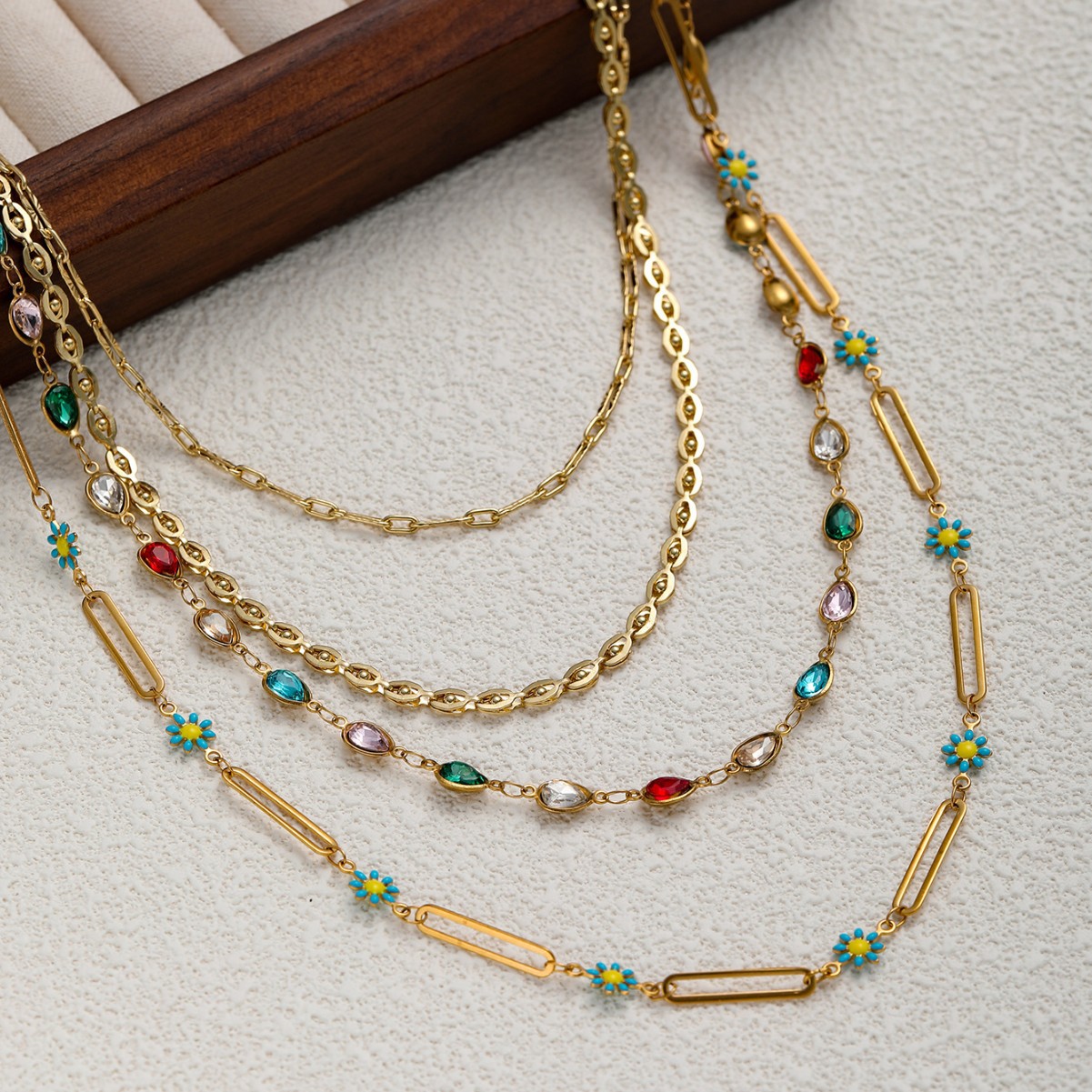 Gold Natural Stone Handmade Beaded Clavicle Necklace
