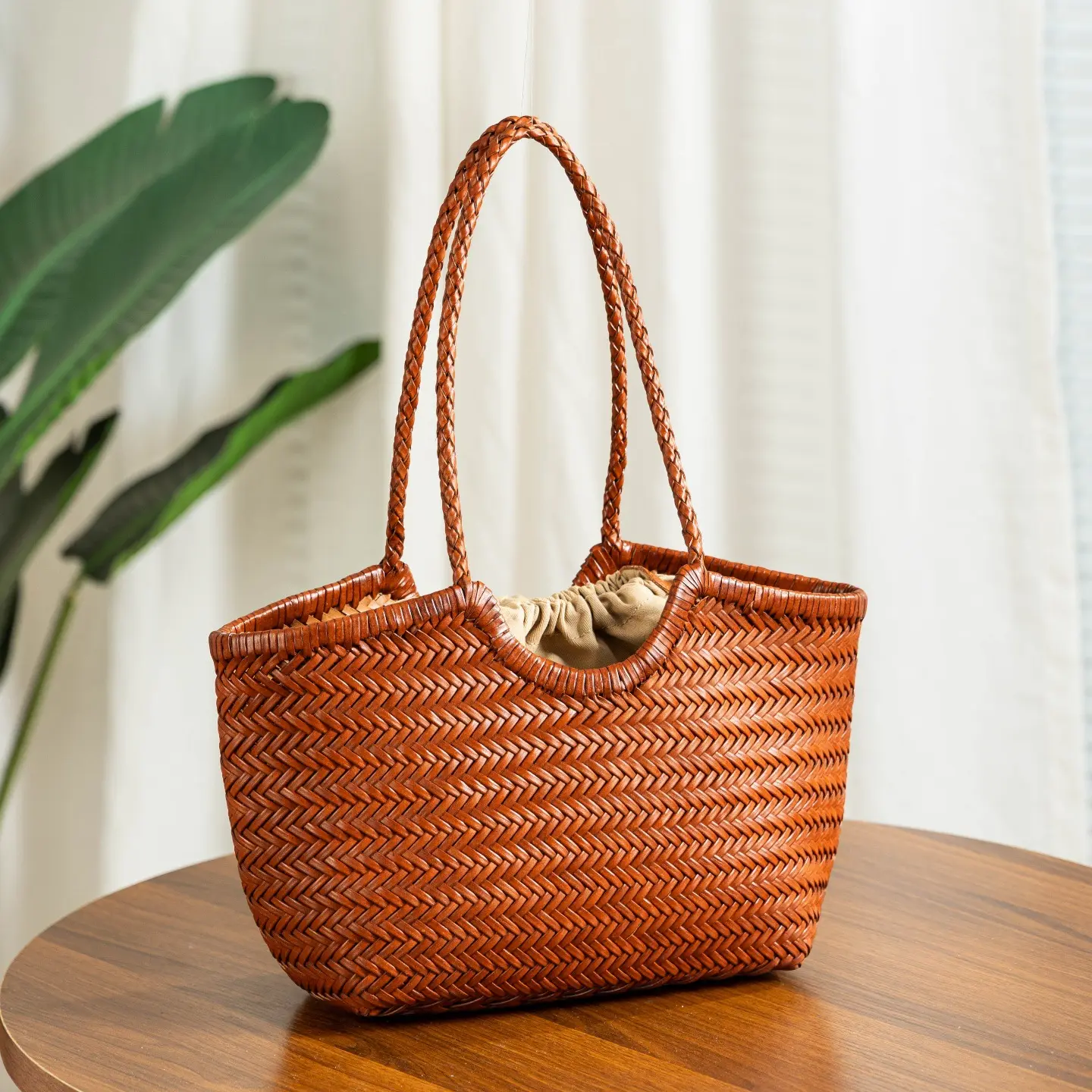 Dragon Leather-woven Tote Bag French-style Vintage