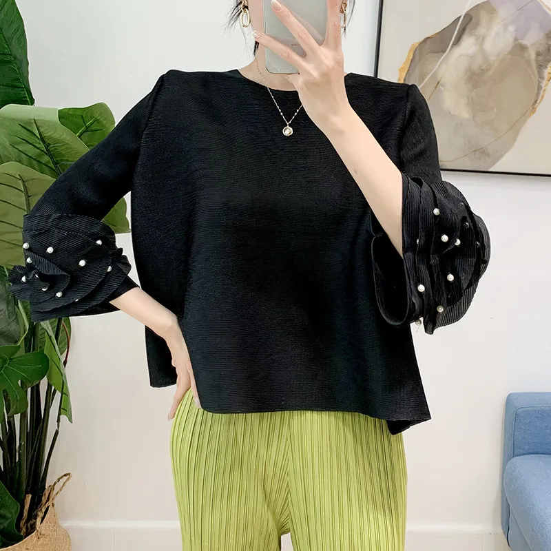 Women's Pleated Bell Sleeve Top Beaded Round Neck - Black