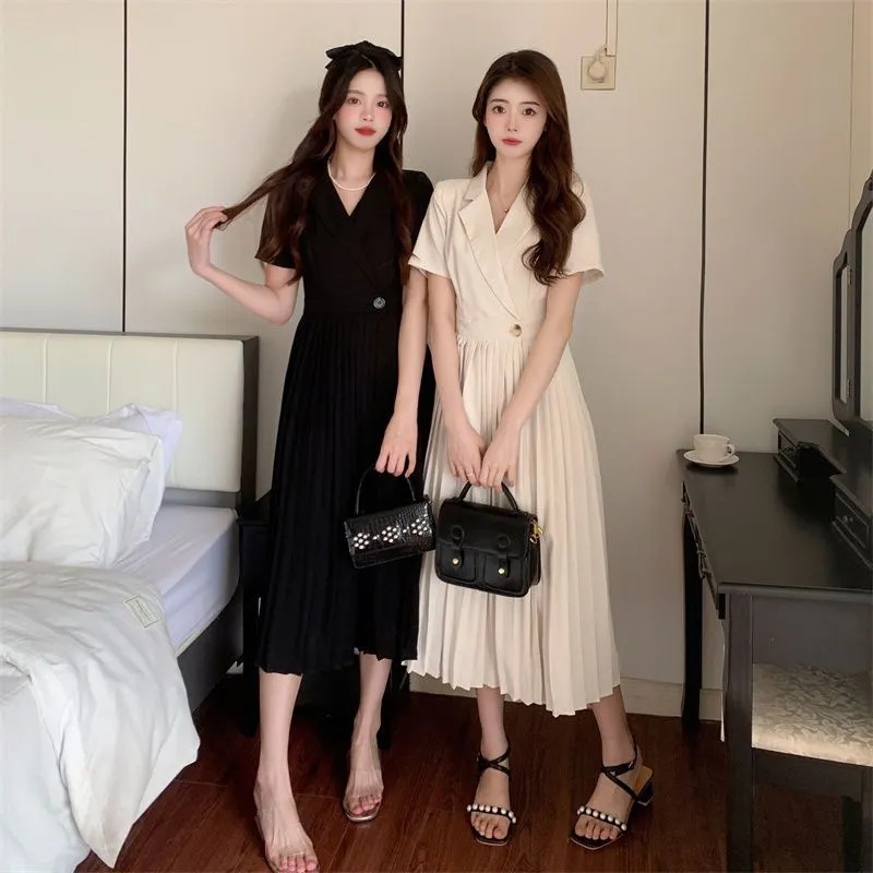 Womens Elegant Waist-cinching Figure-flattering Long Dress In French Style