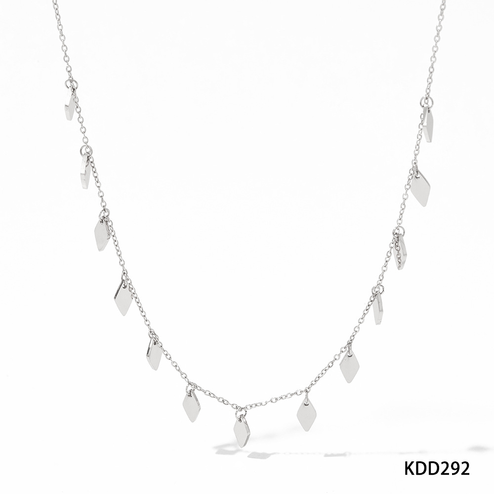 Diamond-shaped Sequins Clavicle Chain Female
