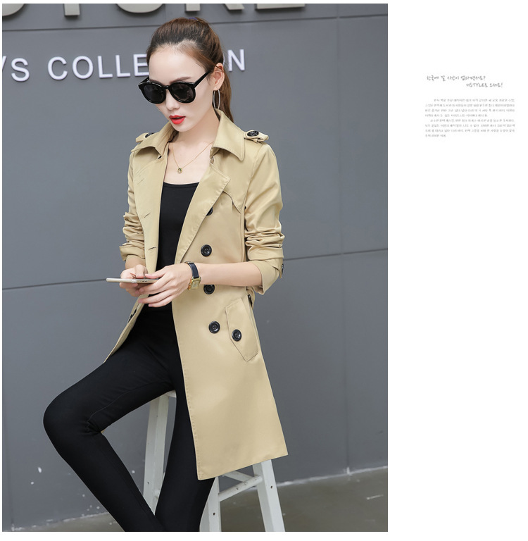 Тонкий женский плащ плюс размер средней длины