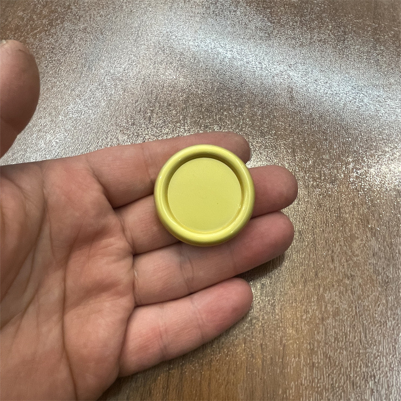 Metal Clacking Coin Stress Relief Toy EDC Fidget Popper For Anxiety Relief - Blind Box Gift For Teens And Adults Satisfying Click Sound Sensory Tool