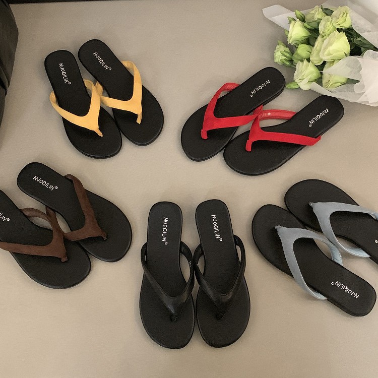 Beach-Ready Chic Color-Block Versatile Flip-Flops