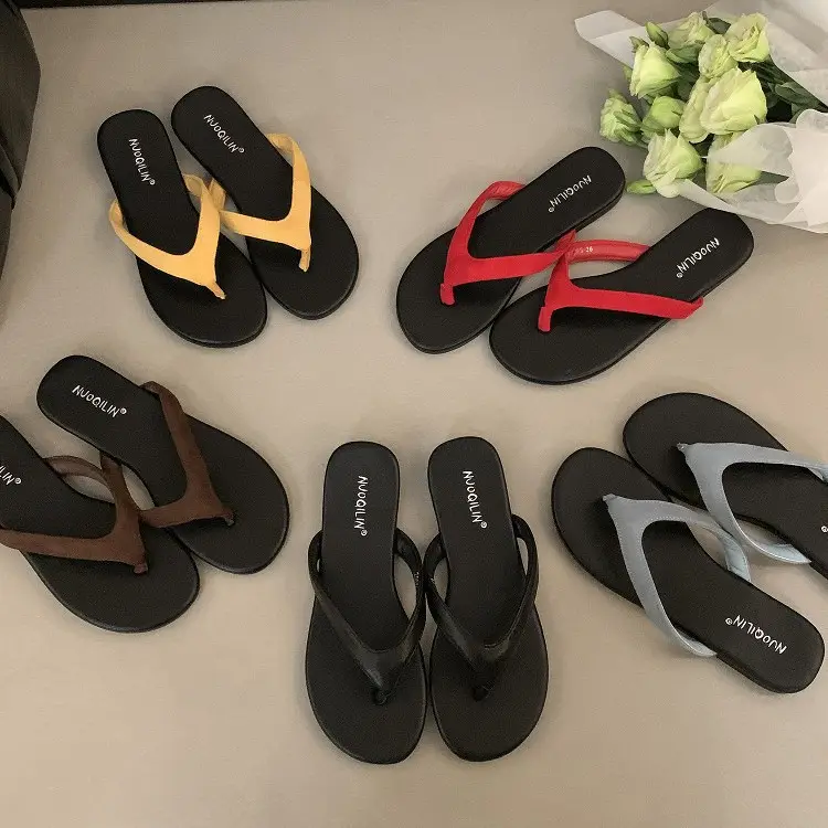 Beach-Ready Chic Color-Block Versatile Flip-Flops