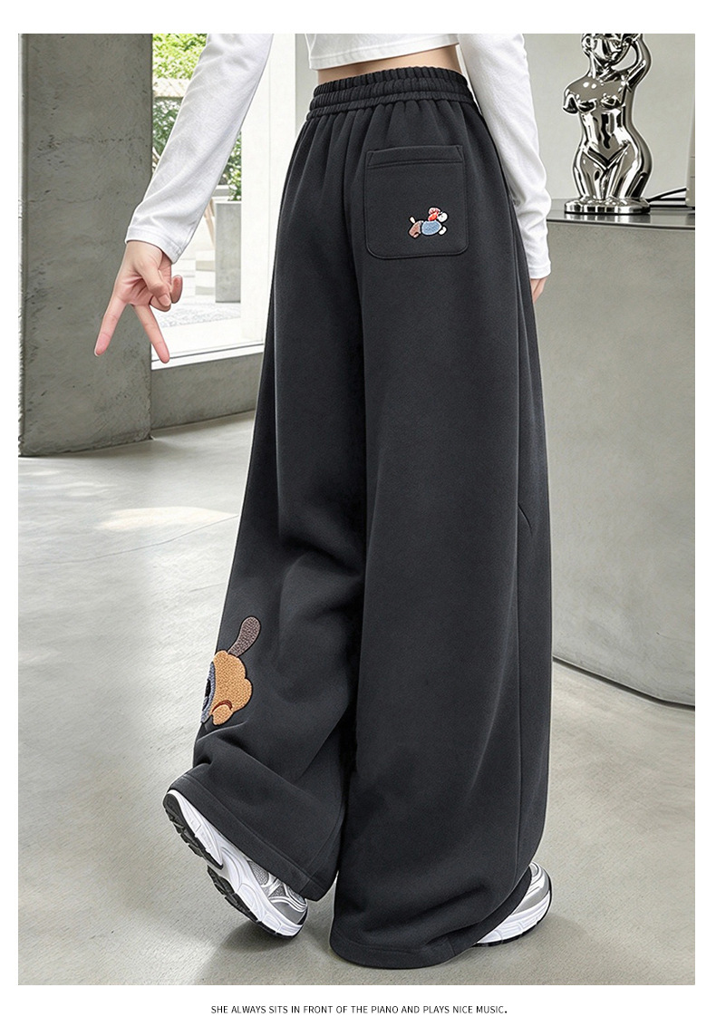 Bear motif cotton-blend wide-leg pants supplier image 6