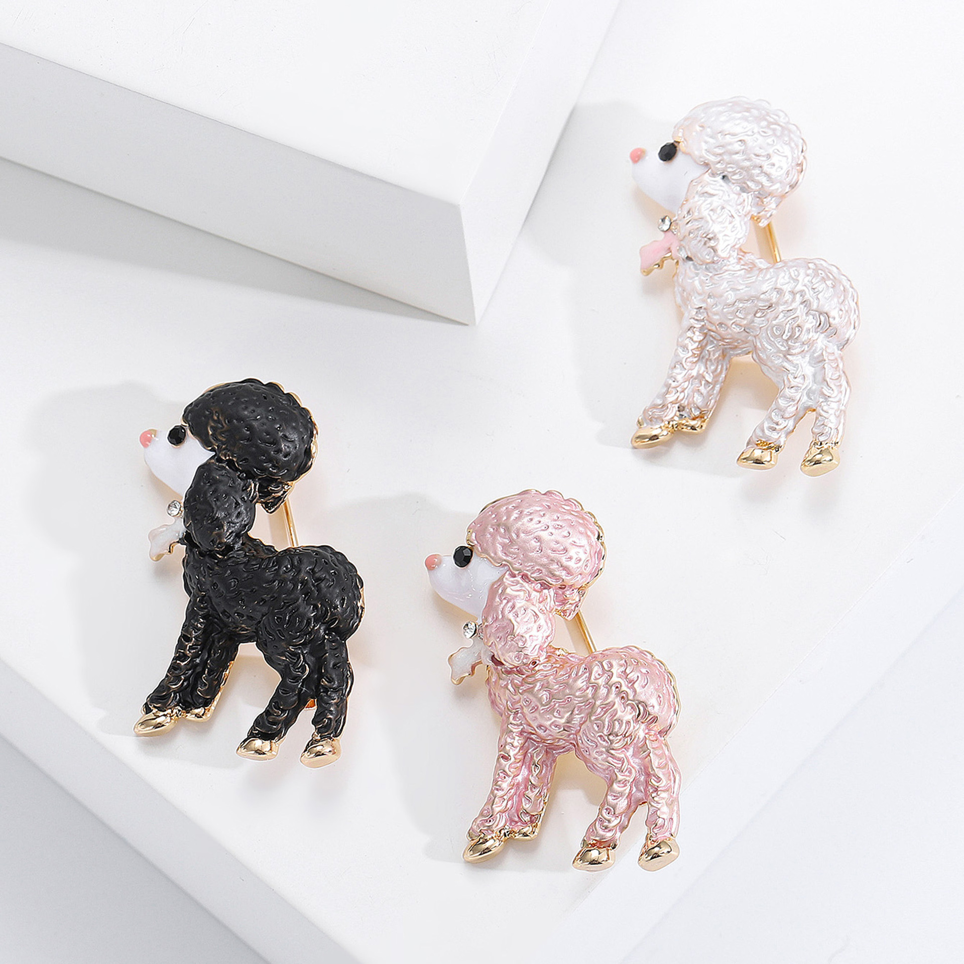 Creative And Cute Alloy Enamel Sheep Brooch A Versatile Personality-driven Accessory For Clothing