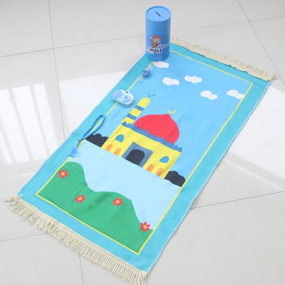 Portable Travel Rug With Rainproof Cover And Carrying Bag