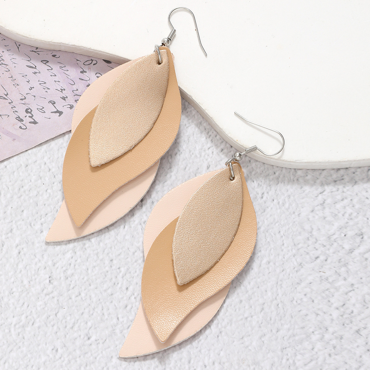 https://cf.cjdropshipping.com/quick/product/395b7c40-19ed-4df3-98f7-edca558b6c5a.jpg