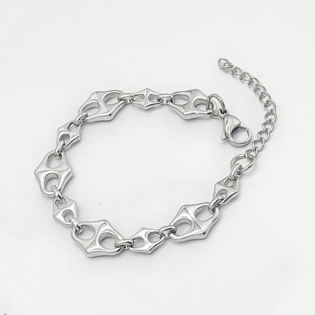 New European And American Stainless Steel Pig Nose Bracelet Simple And Light Luxury Niche Girl Chain Does Not Fade