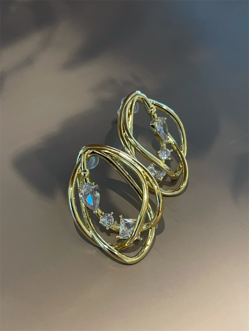 Elegant Metal Earrings