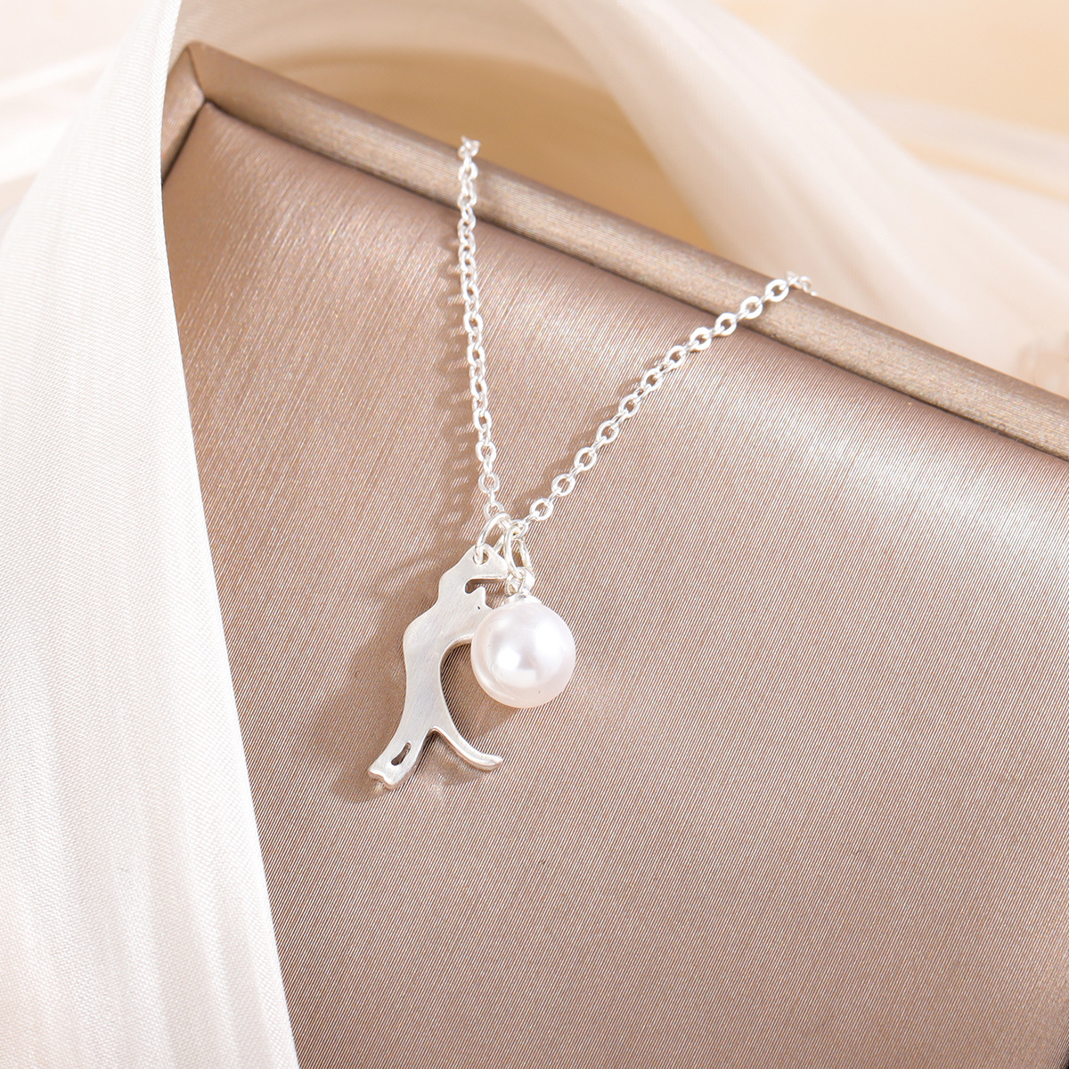 Cute Fashion Brushed Kitty Pearl With Clavicle Chain Necklace
