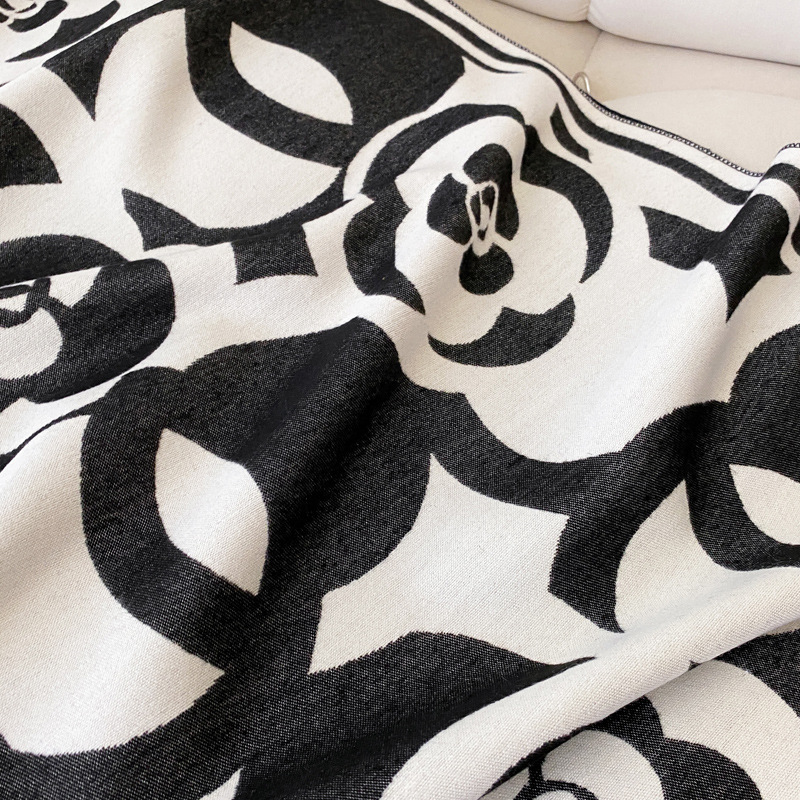 Air-conditioned Room Warm Scarf Versatile High-grade Mom Scarf - Image 3