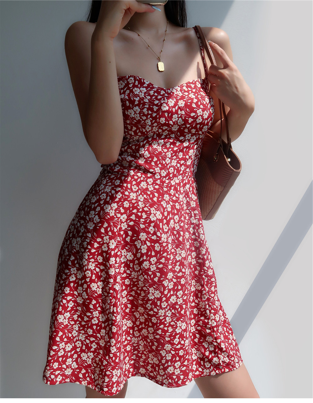 Buy Women's Clothing Online | Buy Trending Dresses for Women