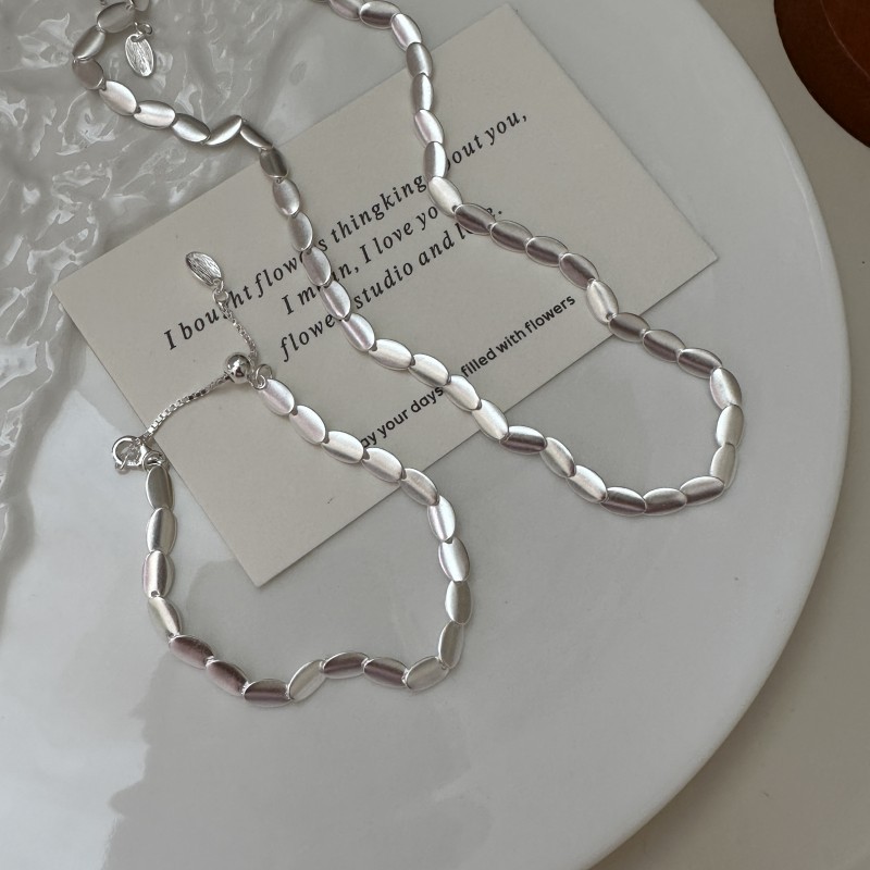 Womens Fashionable Retro Minimalist Matte Bracelet