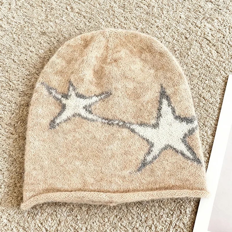 Japanese-style Harajuku Street-styled Edgy Star-knit Beanie - Khaki