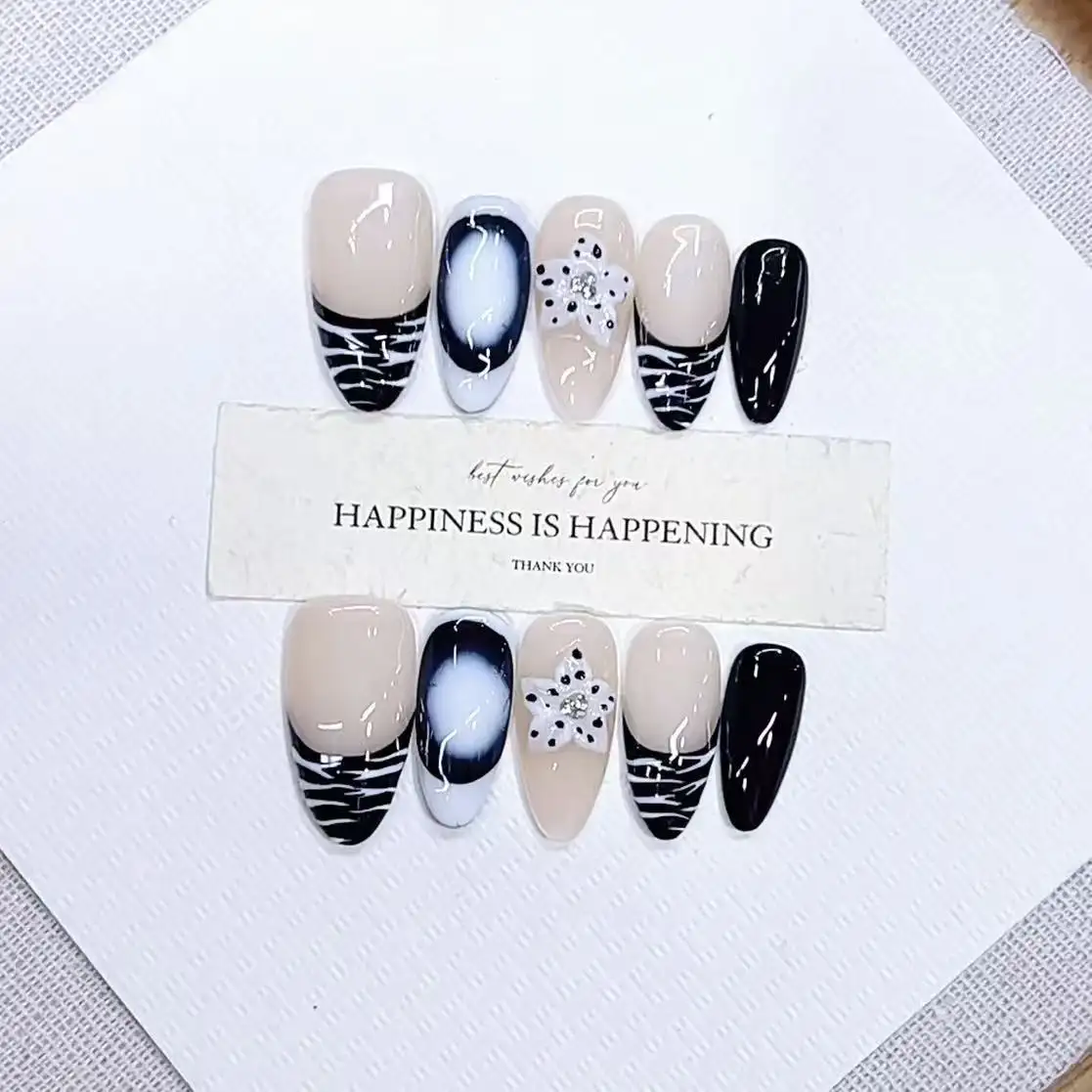 Hand-Painted Carved Elegant Cat-Eye Nail Stickers