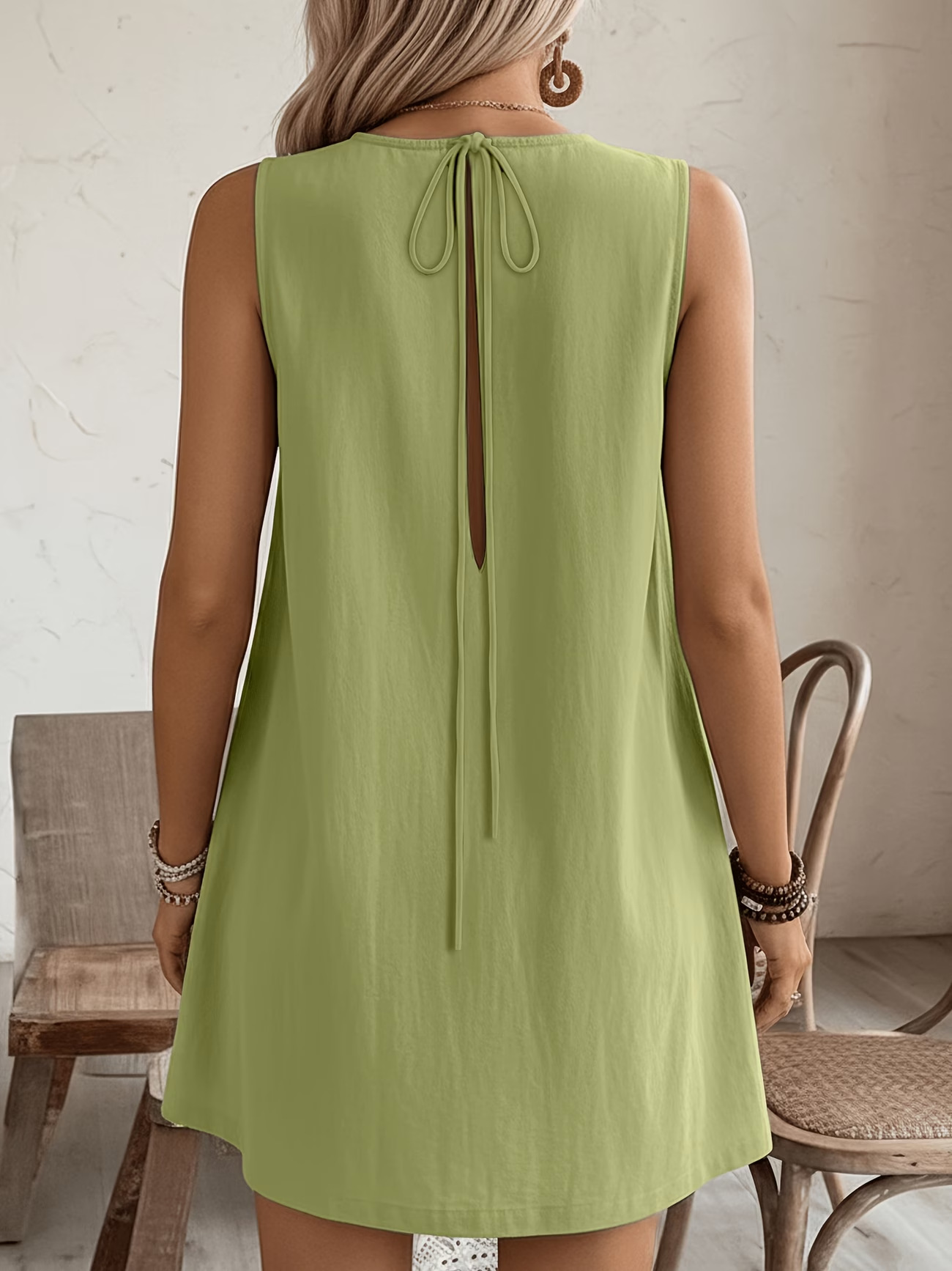 Women's loose fit ruffle dress – side view