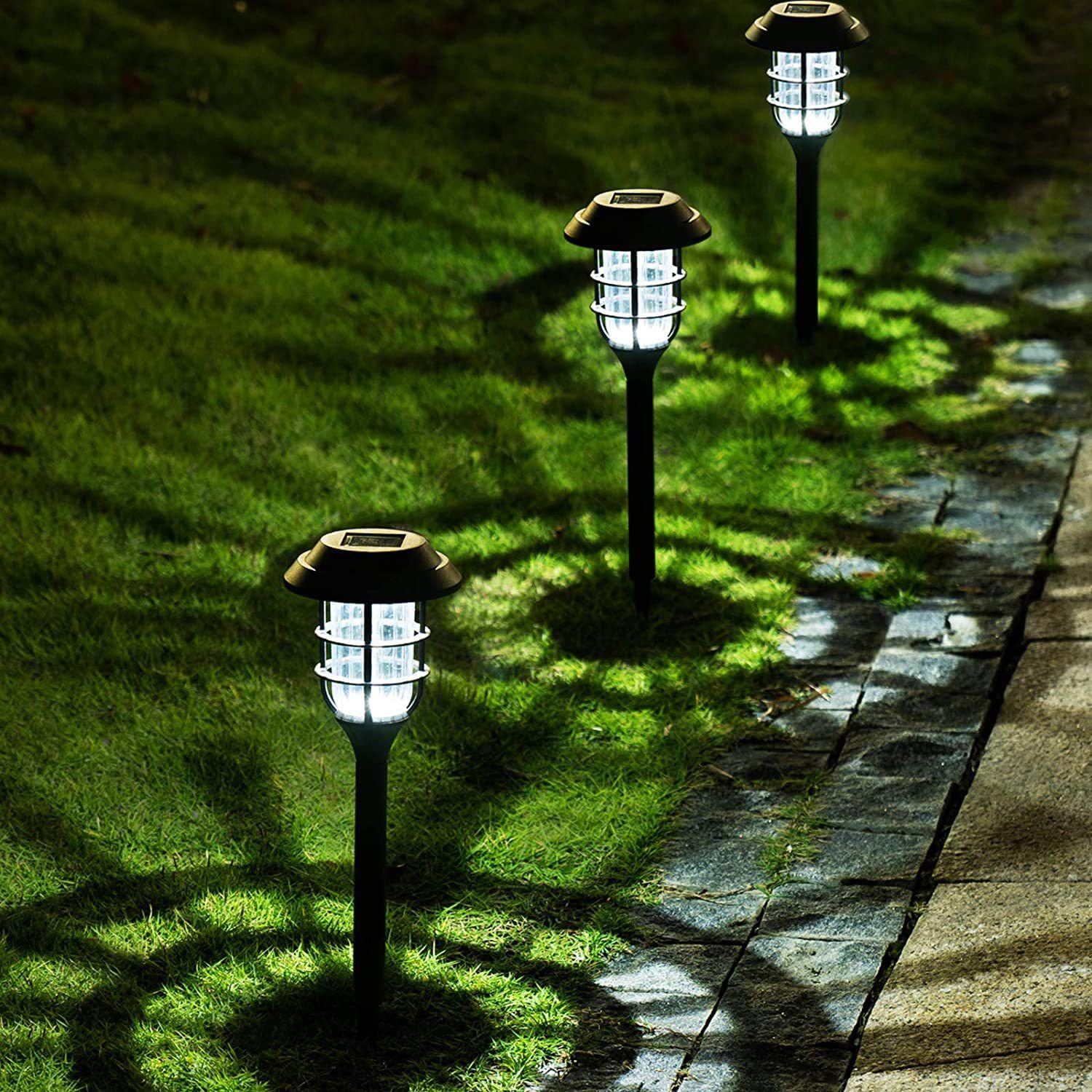 Solar-powered Lawn Stake Ligh Outdoor LEDPlastic