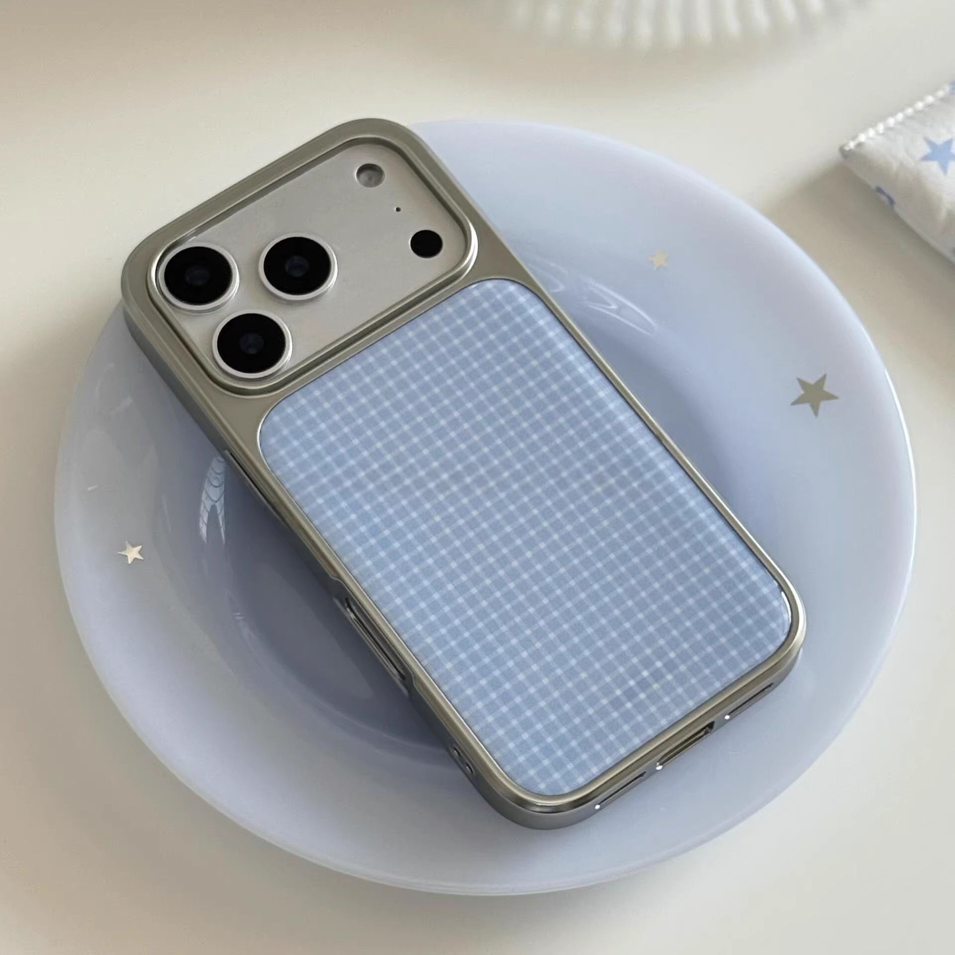 Versatile Polka-Dot Plaid Electroplated Silver Phone Case