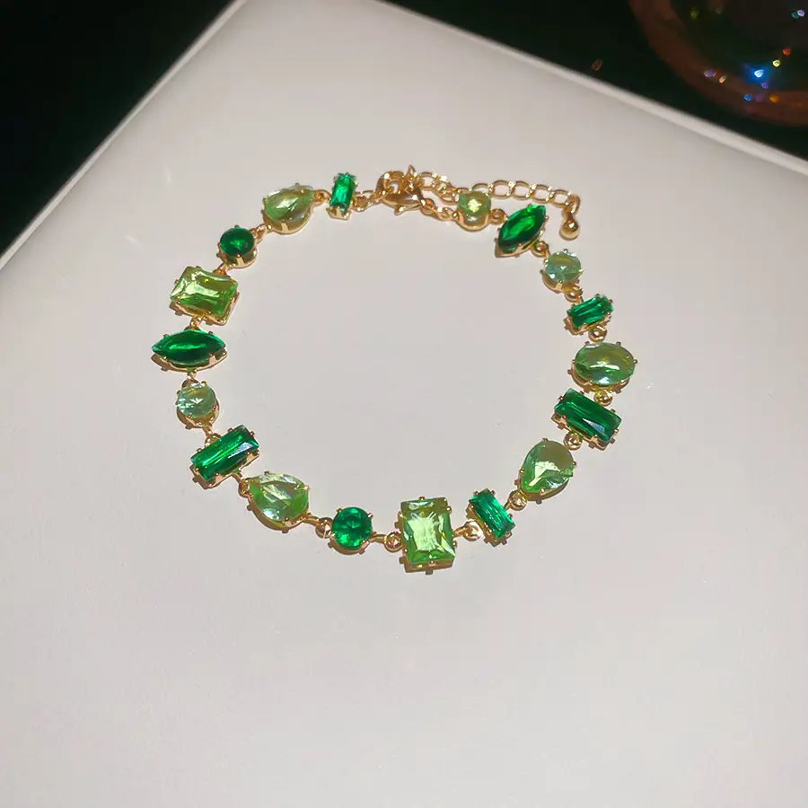 Irregular Geometric Zircon Drop-shaped Bracelet