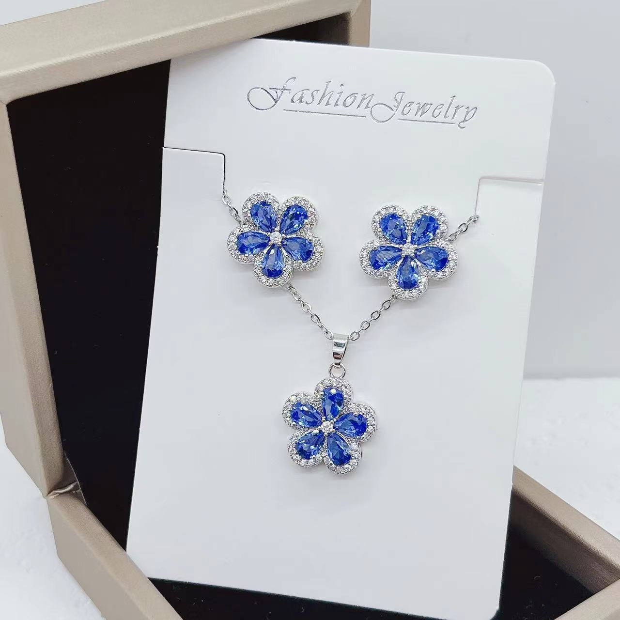 Copper Inlaid Zircon Five Water Drops Flower Colors Necklace
