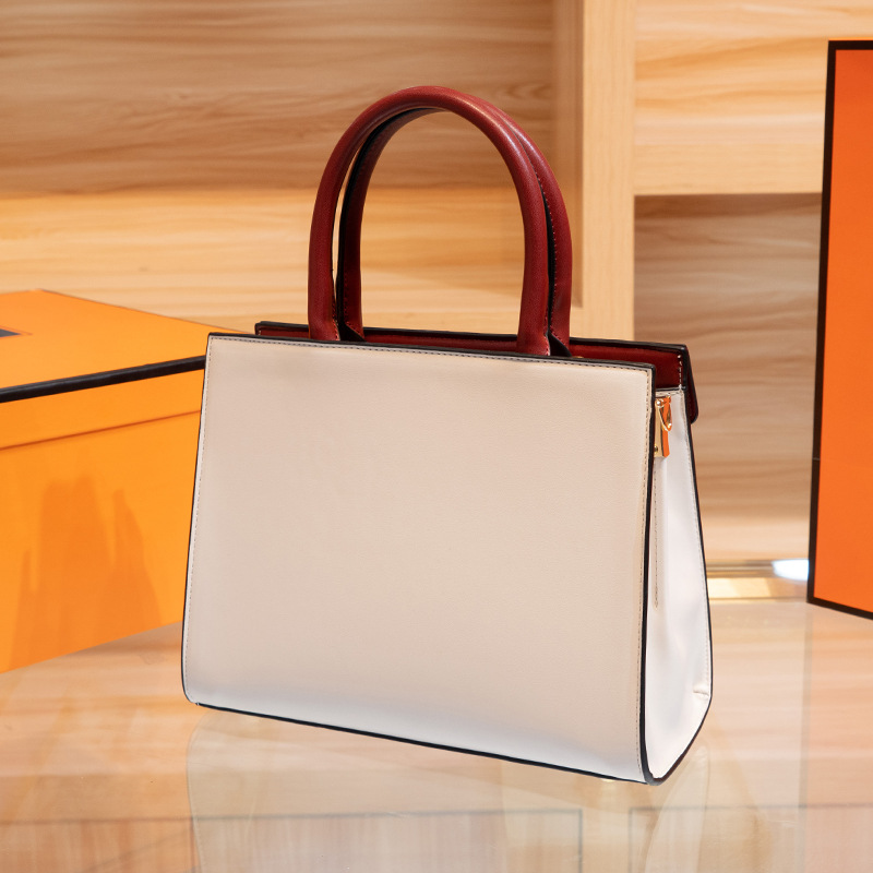 Rare Embroidered Chinese-Style Bag For Women