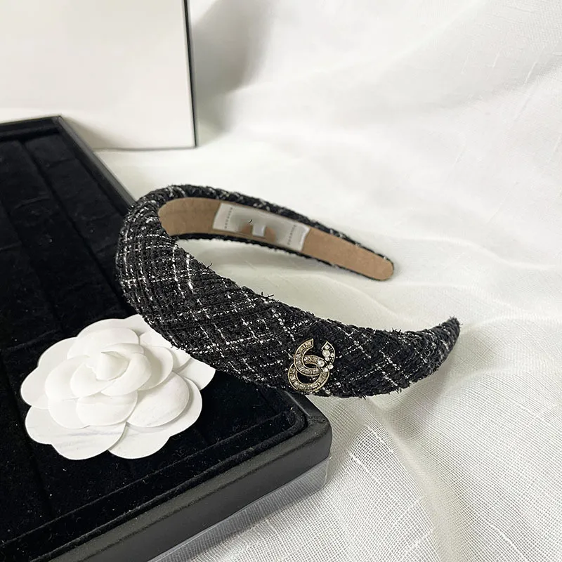 Ladies New Retro Debutante Style Headband - Black