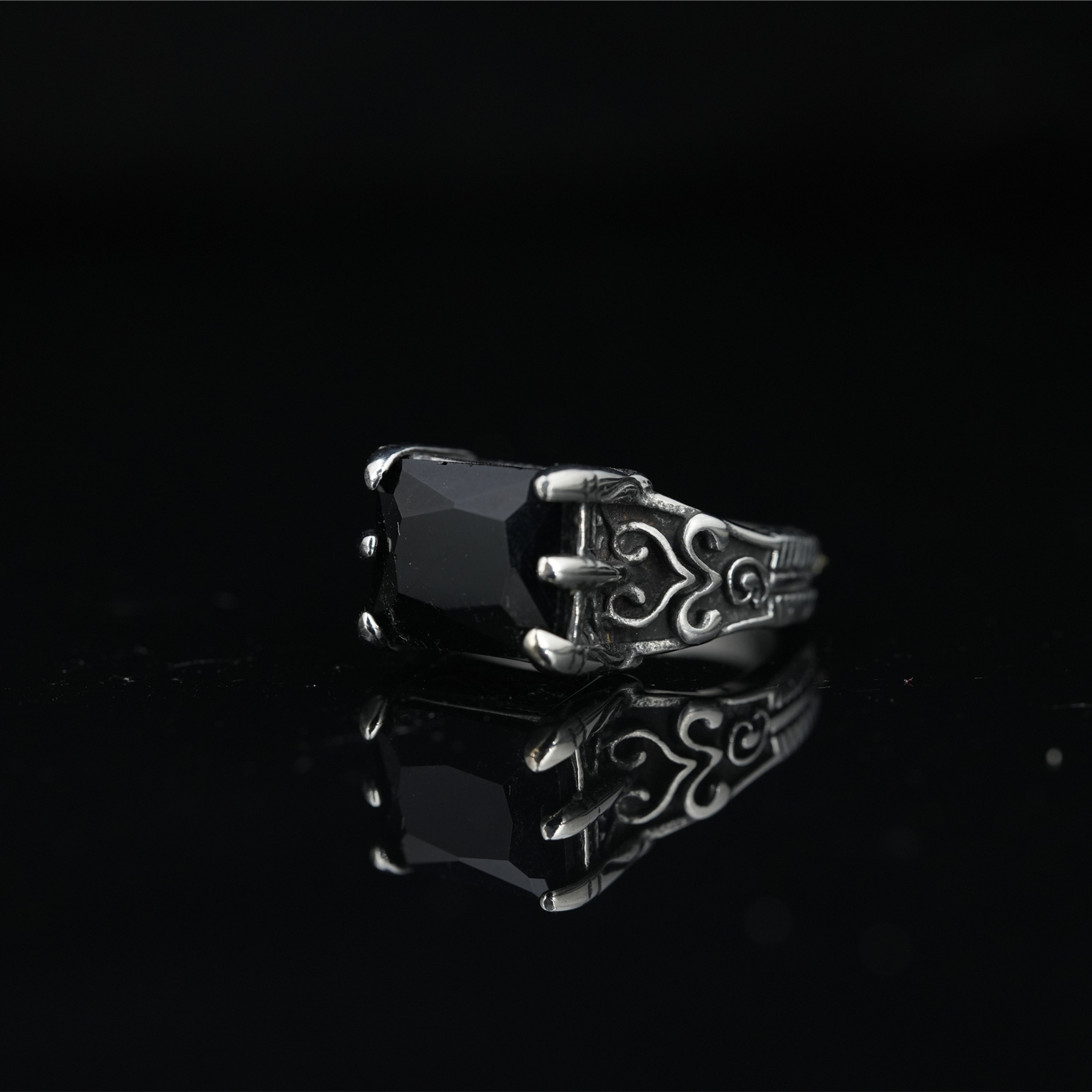 Titanium Steel Square Purple Rhinestone Ring