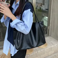 Women's Versatile Large Capacity Casual Shoulder Underarm Bag - Black - View 1