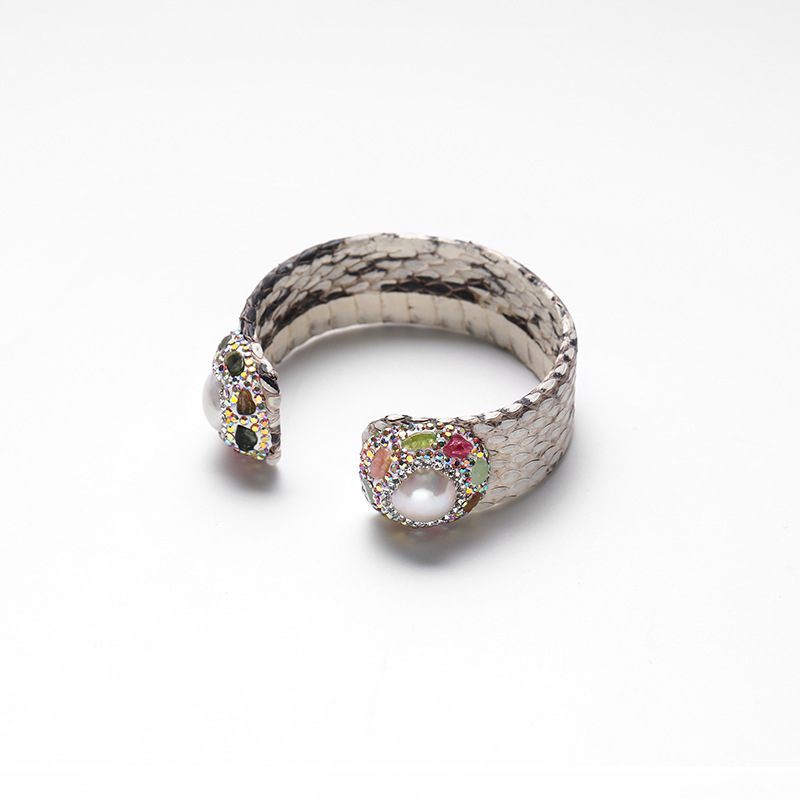 Baroque Round Bracelet, picture 3 of 5