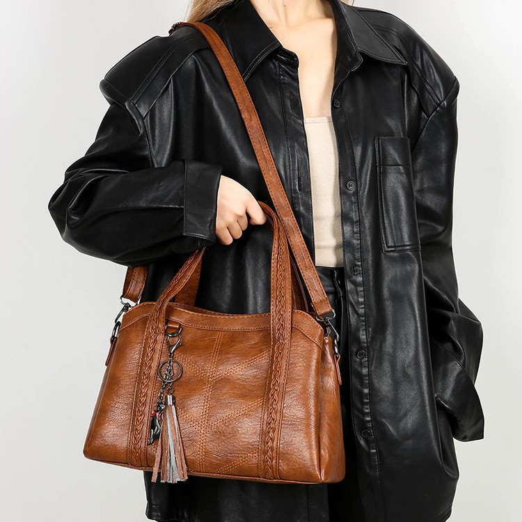 Sac à main vintage — Élégance intemporelle - image 2