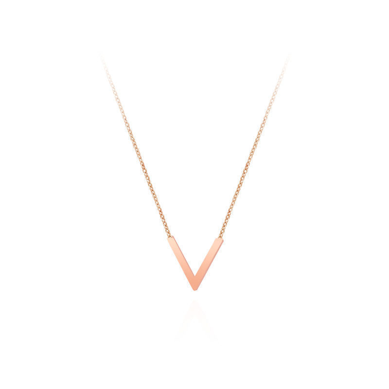 Fashionable Rose Gold V-shaped Titanium Steel Necklace Does Not Fade For Women